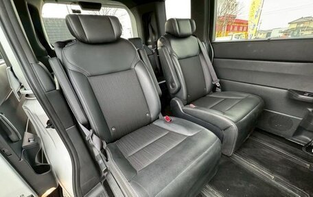 Honda Stepwgn, 2023 год, 2 350 178 рублей, 22 фотография