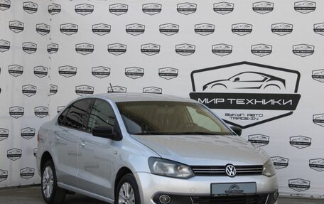 Volkswagen Polo VI (EU Market), 2014 год, 870 000 рублей, 4 фотография