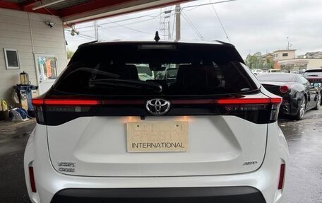 Toyota Yaris Cross, 2023 год, 1 930 777 рублей, 9 фотография