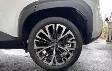 Toyota Yaris Cross, 2023 год, 1 930 777 рублей, 13 фотография