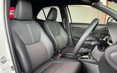 Toyota Yaris Cross, 2023 год, 1 930 777 рублей, 18 фотография