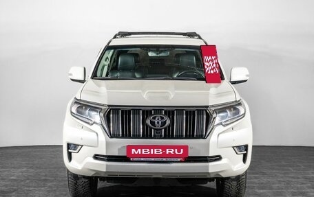Toyota Land Cruiser Prado 150 рестайлинг 2, 2020 год, 6 400 000 рублей, 2 фотография