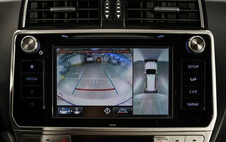 Toyota Land Cruiser Prado 150 рестайлинг 2, 2020 год, 6 400 000 рублей, 12 фотография