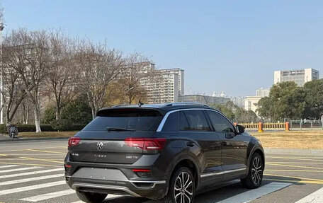 Volkswagen T-Roc I, 2021 год, 1 279 000 рублей, 6 фотография