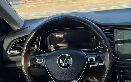 Volkswagen T-Roc I, 2021 год, 1 279 000 рублей, 10 фотография