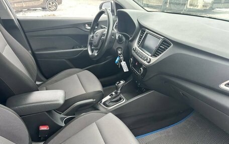 Hyundai Solaris II рестайлинг, 2017 год, 1 160 000 рублей, 12 фотография