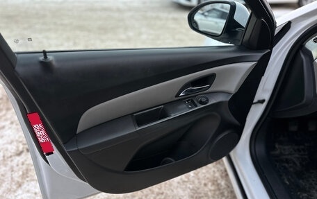 Chevrolet Cruze II, 2013 год, 670 000 рублей, 9 фотография