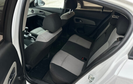 Chevrolet Cruze II, 2013 год, 670 000 рублей, 19 фотография