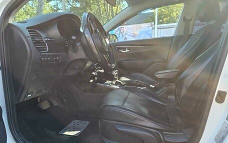 KIA Rio IV, 2017 год, 950 000 рублей, 10 фотография