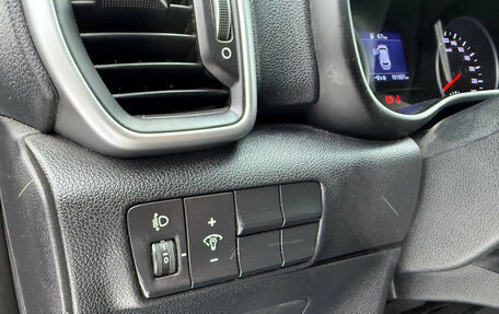 KIA Sportage IV рестайлинг, 2018 год, 2 000 000 рублей, 13 фотография