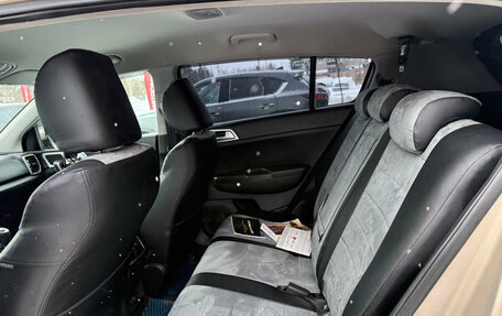 KIA Sportage IV рестайлинг, 2018 год, 2 000 000 рублей, 21 фотография