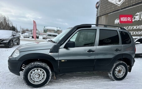 Chevrolet Niva I рестайлинг, 2016 год, 530 000 рублей, 4 фотография