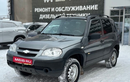Chevrolet Niva I рестайлинг, 2016 год, 530 000 рублей, 3 фотография