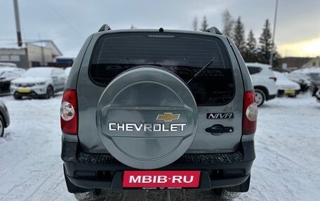 Chevrolet Niva I рестайлинг, 2016 год, 530 000 рублей, 6 фотография