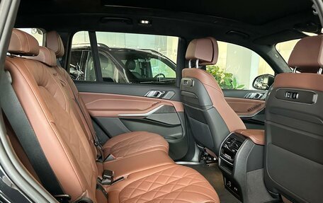 BMW X7, 2025 год, 17 000 000 рублей, 14 фотография