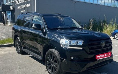 Toyota Land Cruiser 200, 2016 год, 6 100 000 рублей, 4 фотография