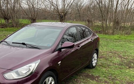 Hyundai Solaris II рестайлинг, 2012 год, 735 000 рублей, 7 фотография