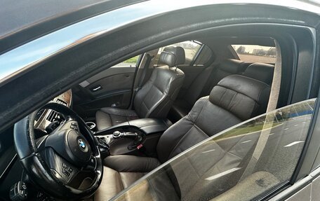 BMW 5 серия, 2004 год, 1 455 555 рублей, 11 фотография