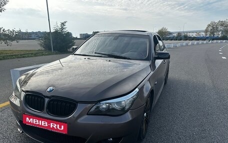 BMW 5 серия, 2004 год, 1 455 555 рублей, 10 фотография