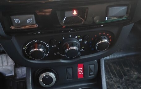 Renault Duster I рестайлинг, 2018 год, 1 400 000 рублей, 6 фотография