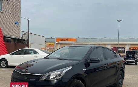 KIA Rio IV, 2018 год, 1 049 000 рублей, 4 фотография