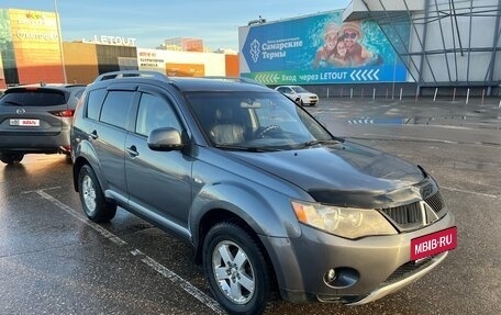 Mitsubishi Outlander III рестайлинг 3, 2008 год, 715 000 рублей, 3 фотография