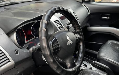 Mitsubishi Outlander III рестайлинг 3, 2008 год, 715 000 рублей, 12 фотография