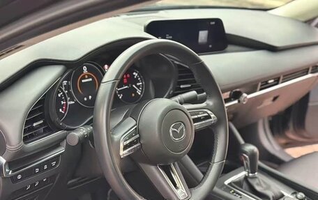 Mazda 3, 2022 год, 1 800 000 рублей, 4 фотография