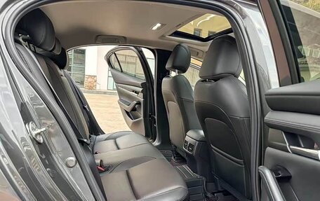 Mazda 3, 2022 год, 1 800 000 рублей, 10 фотография