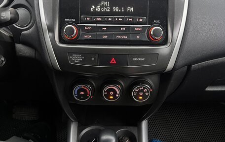 Mitsubishi ASX I рестайлинг, 2013 год, 1 050 000 рублей, 13 фотография