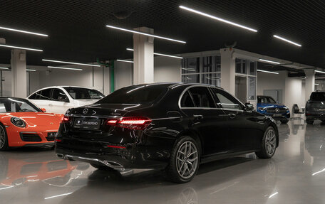 Mercedes-Benz E-Класс, 2020 год, 4 290 000 рублей, 5 фотография