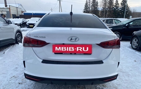 Hyundai Solaris II рестайлинг, 2021 год, 1 490 000 рублей, 6 фотография