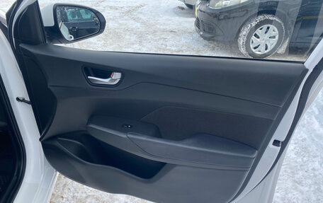 Hyundai Solaris II рестайлинг, 2021 год, 1 490 000 рублей, 25 фотография