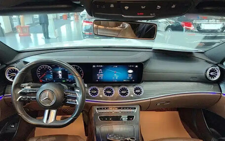 Mercedes-Benz E-Класс, 2021 год, 2 299 000 рублей, 10 фотография