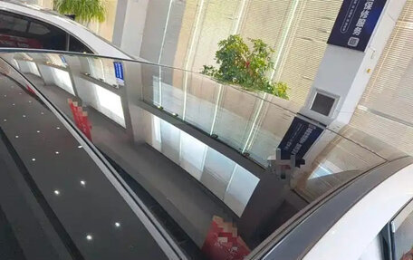 Mercedes-Benz E-Класс, 2021 год, 2 299 000 рублей, 23 фотография