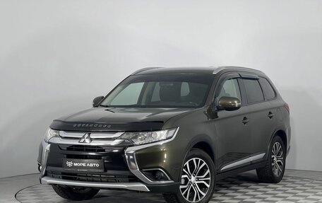 Mitsubishi Outlander III рестайлинг 3, 2018 год, 1 960 000 рублей, 1 фотография