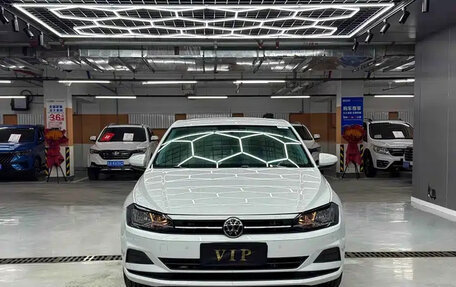 Volkswagen Polo, 2023 год, 989 000 рублей, 1 фотография