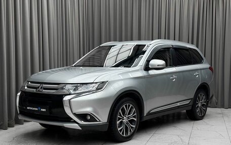 Mitsubishi Outlander III рестайлинг 3, 2017 год, 2 099 000 рублей, 1 фотография