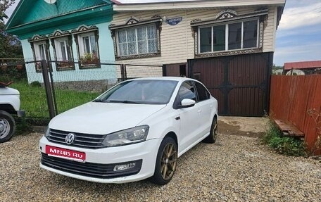 Volkswagen Polo VI (EU Market), 2018 год, 800 000 рублей, 1 фотография