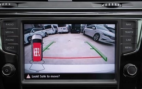 Volkswagen Touran III, 2021 год, 2 600 000 рублей, 15 фотография