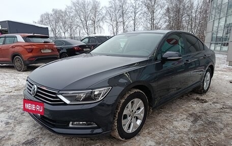 Volkswagen Passat B8 рестайлинг, 2018 год, 2 310 000 рублей, 3 фотография