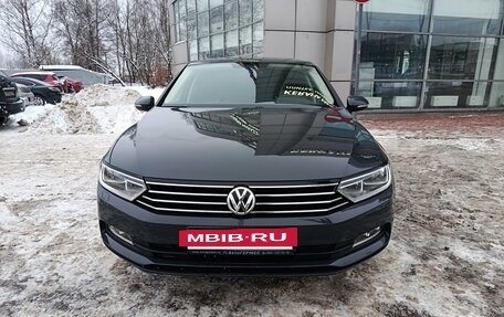 Volkswagen Passat B8 рестайлинг, 2018 год, 2 310 000 рублей, 2 фотография