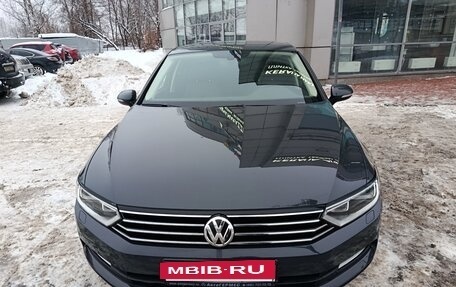 Volkswagen Passat B8 рестайлинг, 2018 год, 2 310 000 рублей, 6 фотография
