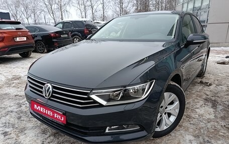 Volkswagen Passat B8 рестайлинг, 2018 год, 2 310 000 рублей, 18 фотография