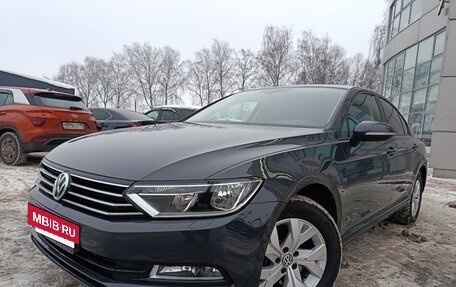 Volkswagen Passat B8 рестайлинг, 2018 год, 2 310 000 рублей, 17 фотография