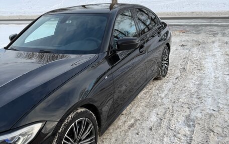 BMW 3 серия, 2019 год, 3 300 000 рублей, 3 фотография