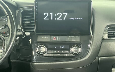 Mitsubishi Outlander III рестайлинг 3, 2018 год, 1 960 000 рублей, 16 фотография