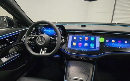 Mercedes-Benz E-Класс, 2025 год, 9 235 000 рублей, 38 фотография