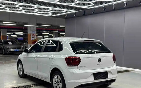 Volkswagen Polo, 2023 год, 989 000 рублей, 3 фотография