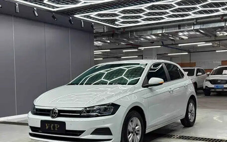 Volkswagen Polo, 2023 год, 989 000 рублей, 2 фотография